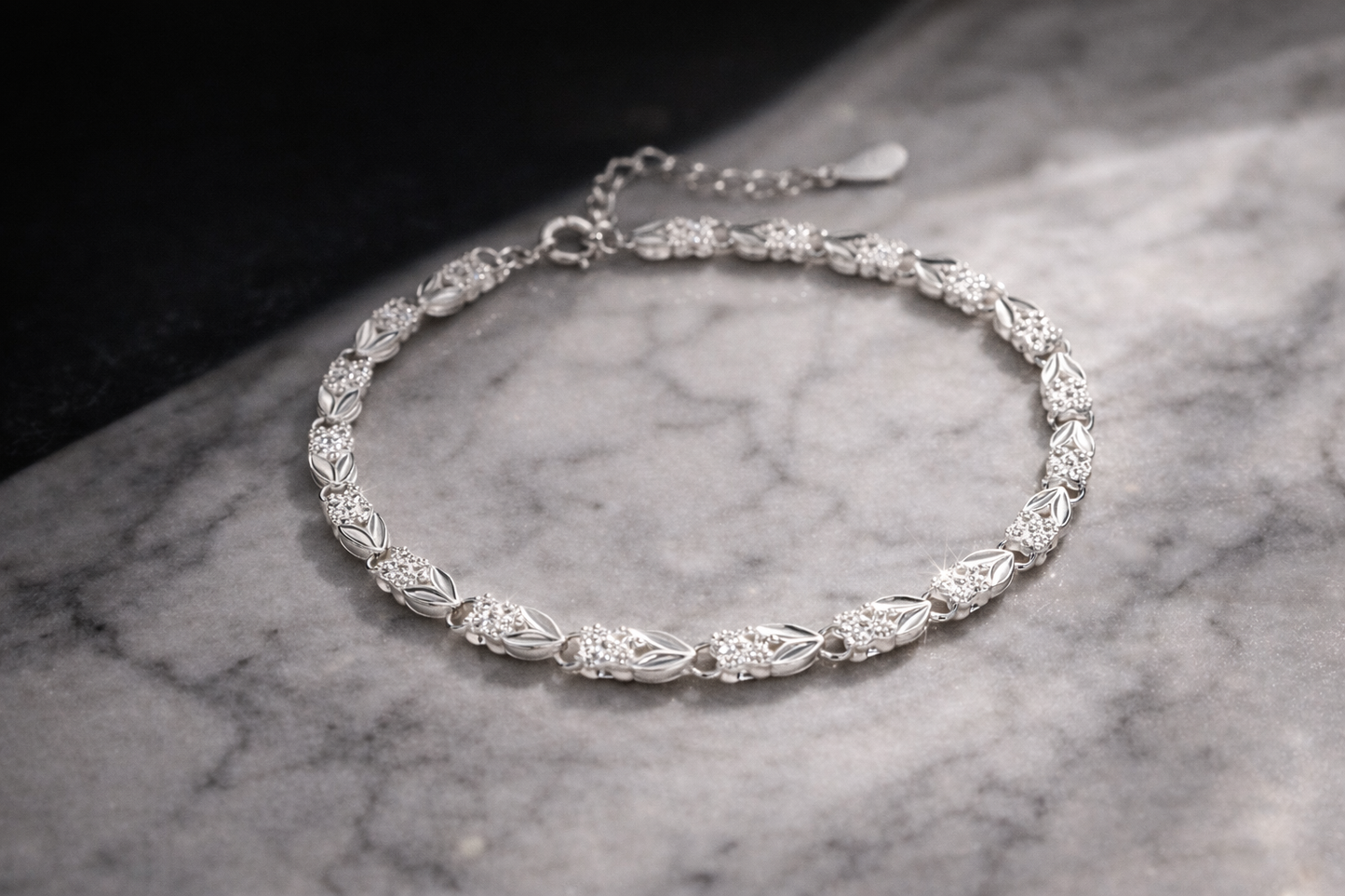 Brazalete Aurora Silver 💎Elegancia que ilumina tu estilo💎